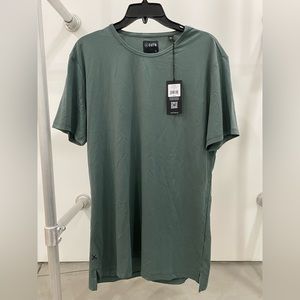 Cuts Clothing Men’s AO Split Hem Tee XL